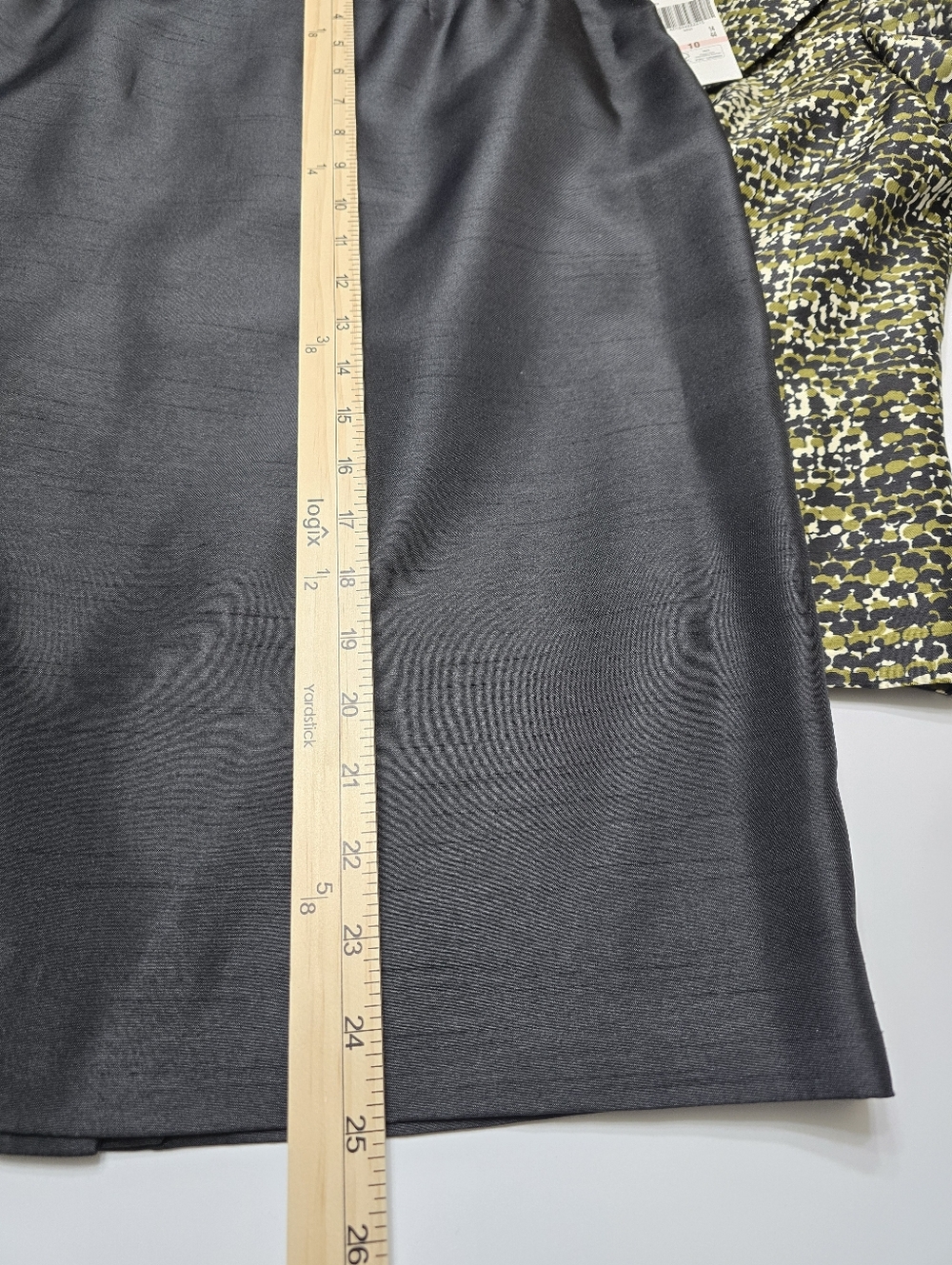 Le Suit Black and Olive Green Skirt & Blazer Size 10 - Picture 9 of 14